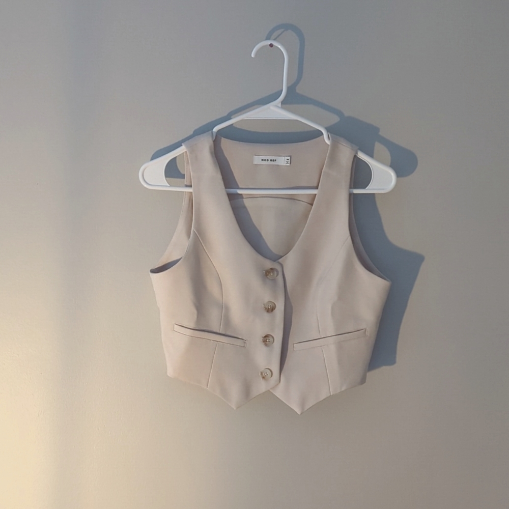 Cream Cropped Vest